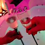 Апартаменты Altes Haeusle Am Waschbach-weinberg *