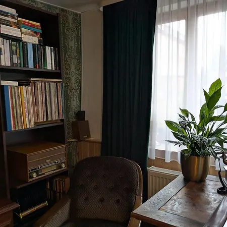 Altes Haeusle Am Waschbach-weinberg