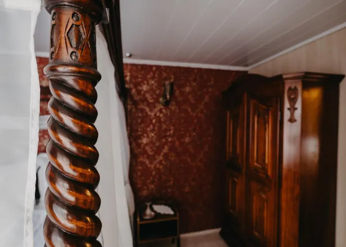 Altes Haeusle Am Waschbach-weinberg