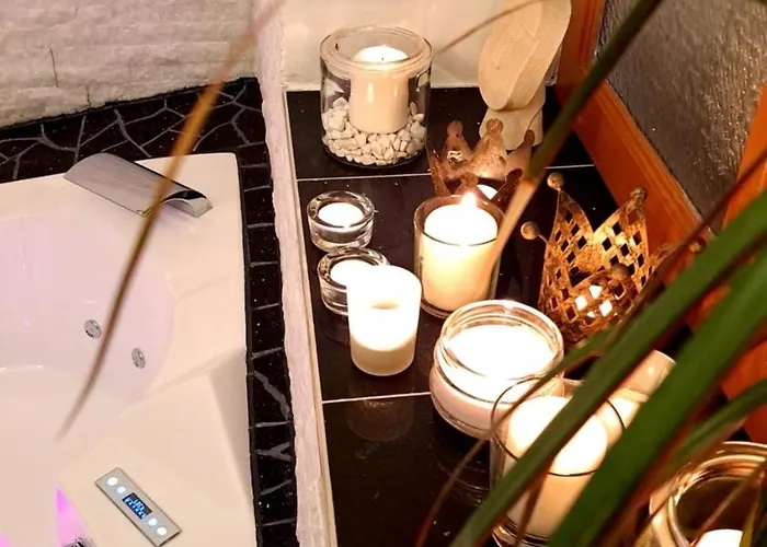 Altes Haeusle Am Waschbach-weinberg * Edenkoben